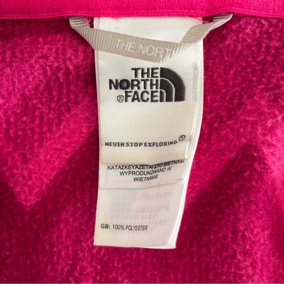 The North Face Women's Harper Full Zip Fleece- Chevron- Berry- Size Medium - Picture 9 of 9